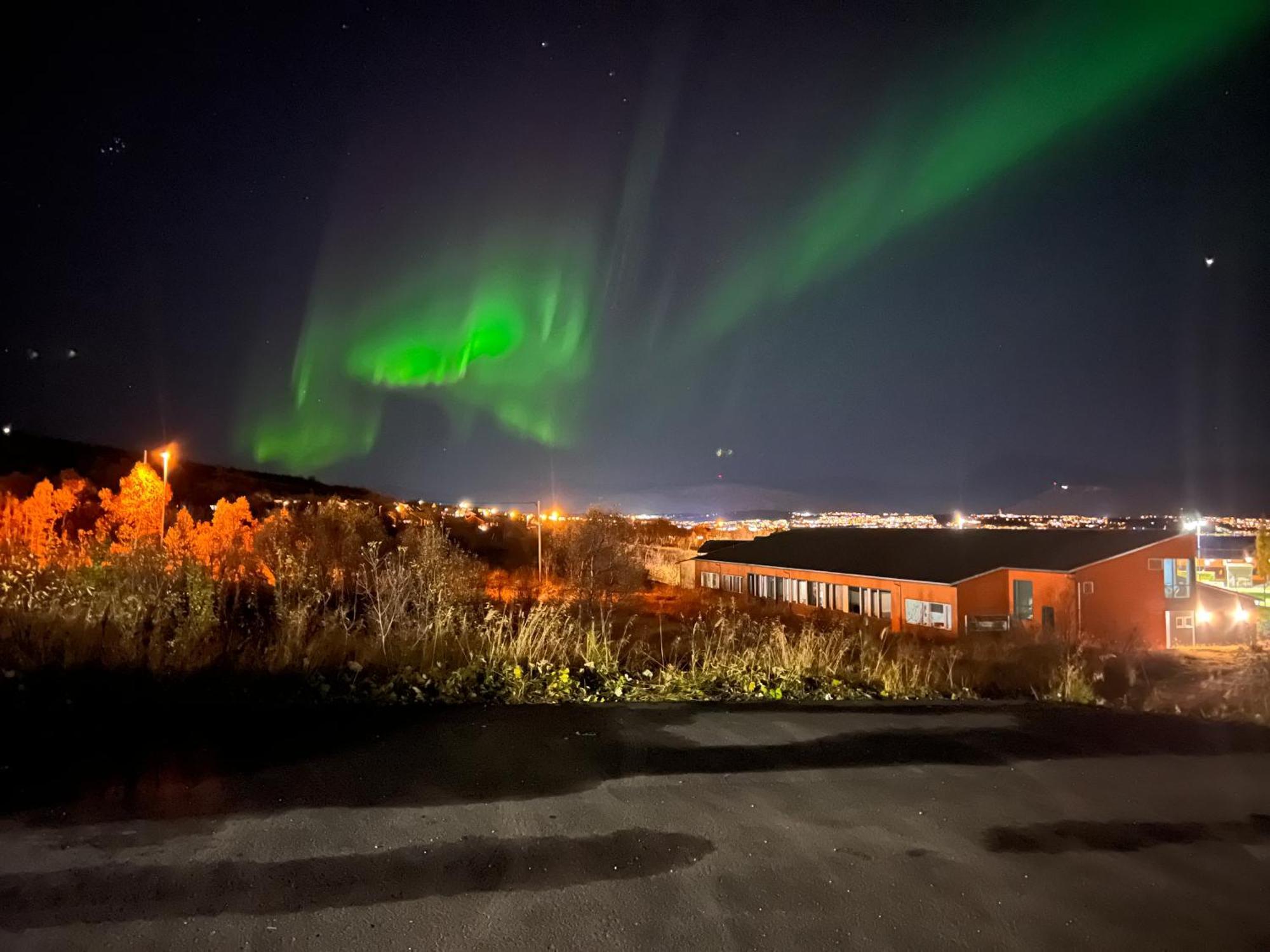 Aurora North Villa Тромсьо Екстериор снимка